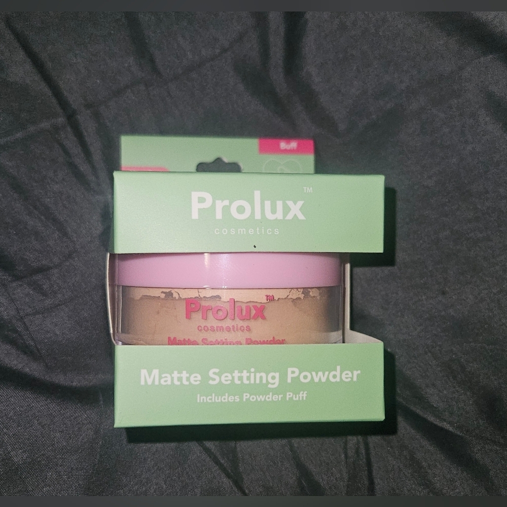 Prolux Matte Setting Powder with Puff In Buff BNIB - Picture 2 of 2